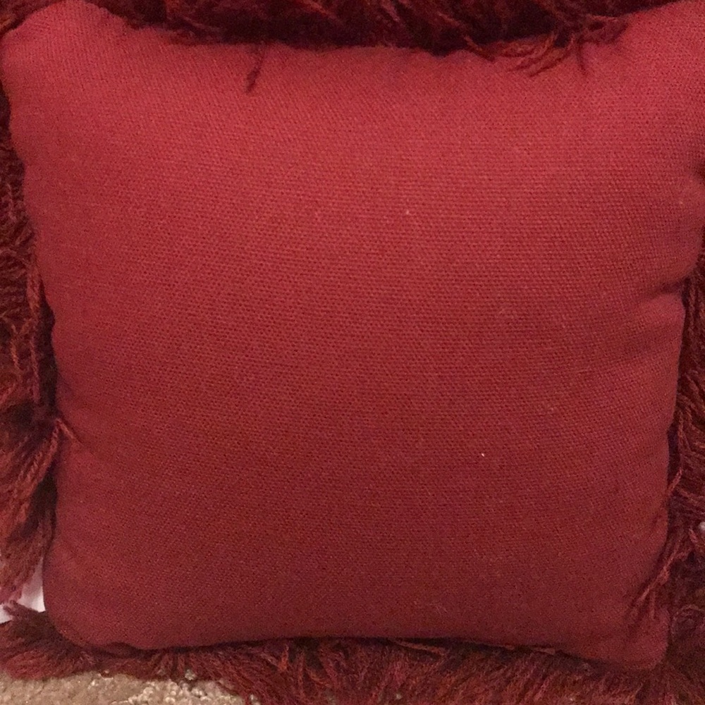 Snowman holiday pillow with fringe around edges - Picture 2 of 5